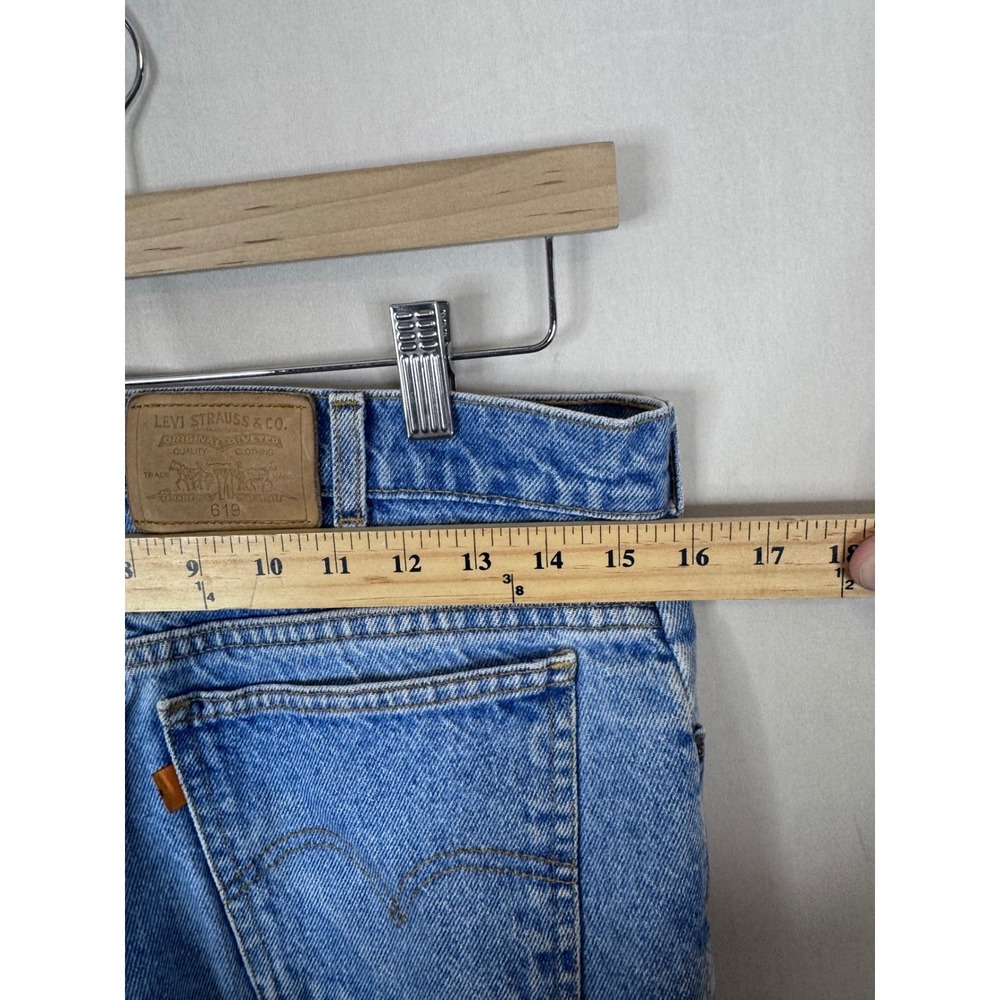 Vintage Levis 619 Orange Tab Jeans Mens fits 32X28 Light Wash Canada Denim - Picture 10 of 11